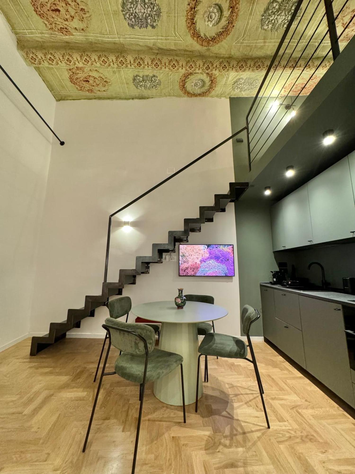 Alma De Chiaja - Design Suites & Apartments Наполи Екстериор снимка
