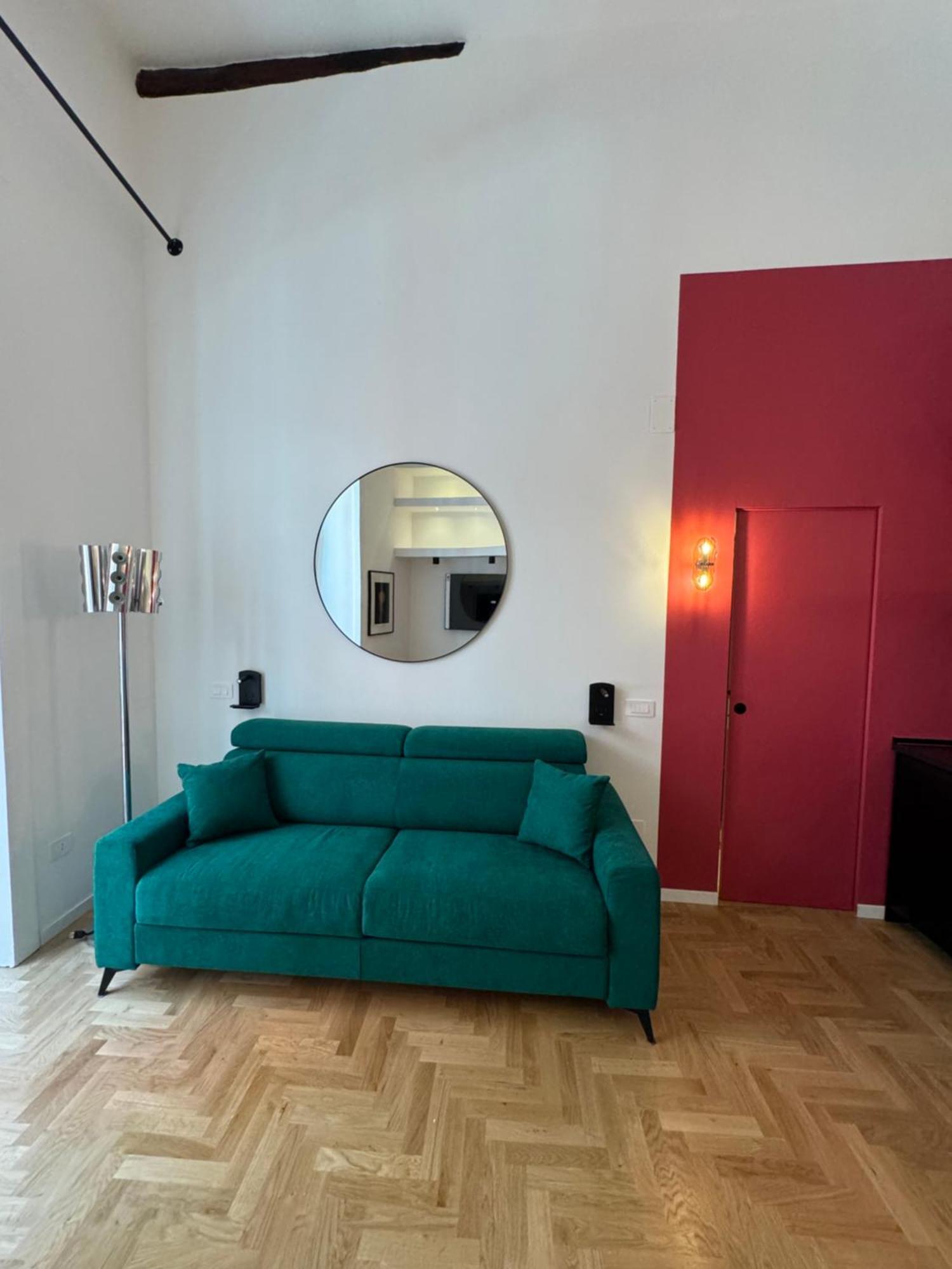 Alma De Chiaja - Design Suites & Apartments Наполи Екстериор снимка