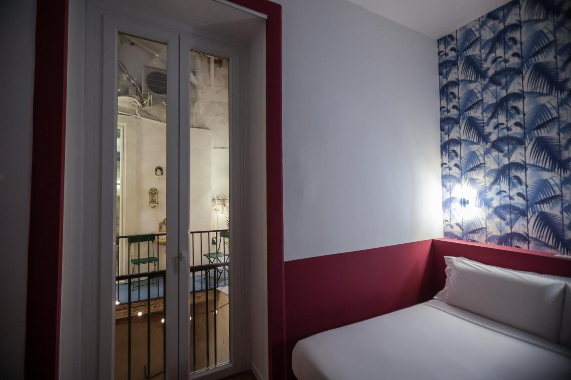 Alma De Chiaja - Design Suites & Apartments Наполи Екстериор снимка